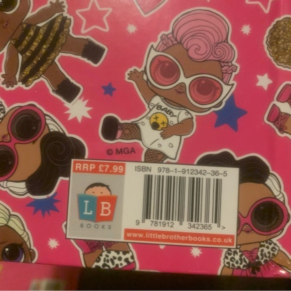 L.O.L. Surprise! 2020 2021 Edition book - Picture 2 of 4